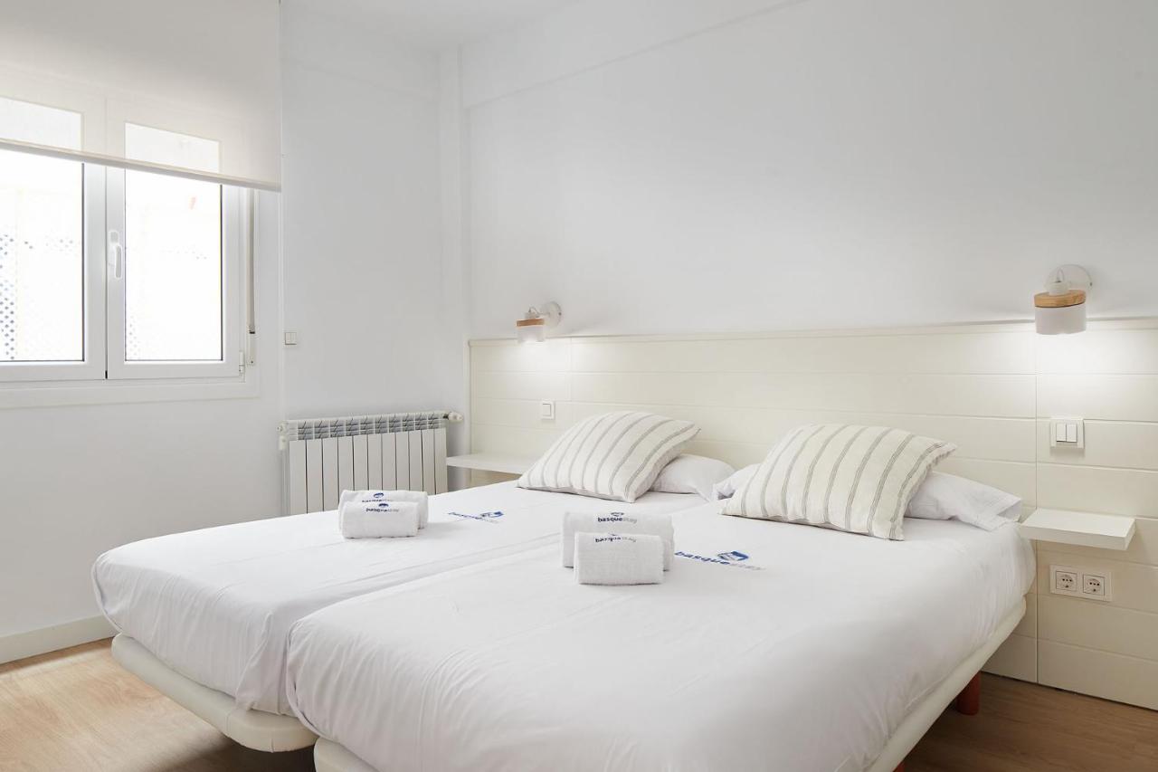 Malibu - Basque Stay Сан-Себастьян Экстерьер фото